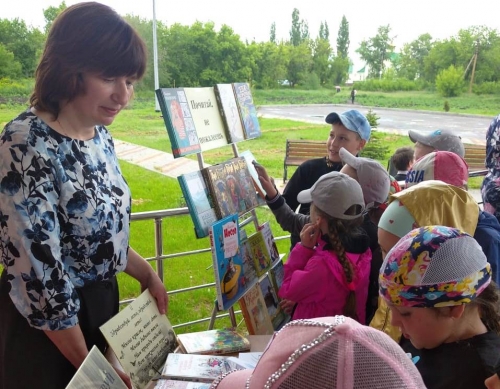 День детства в Третьяковской сельской библиотеке_3